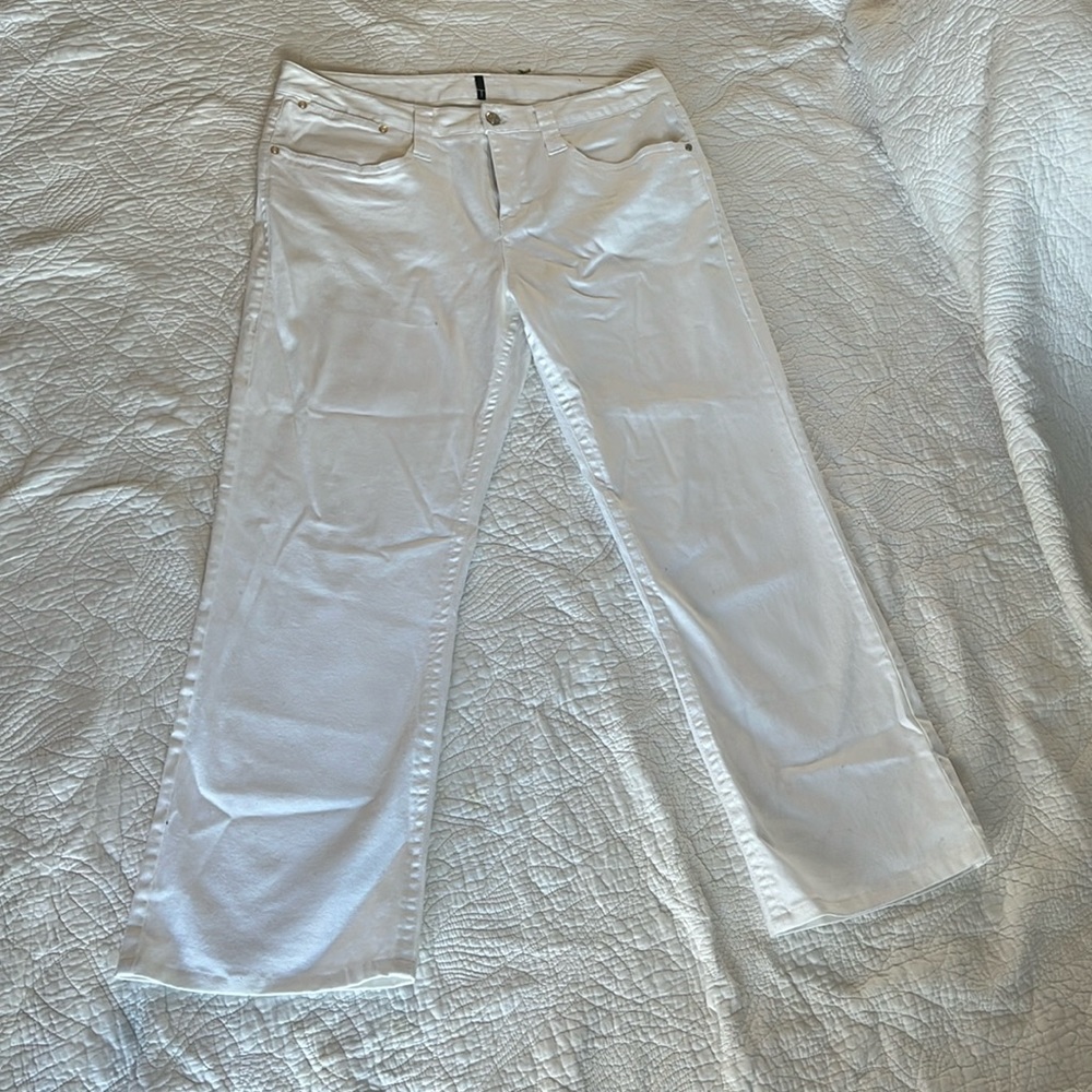Tahari white jeans size 14